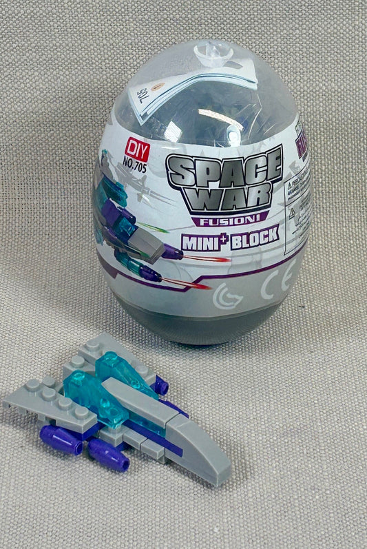 Space War mini brick egg.