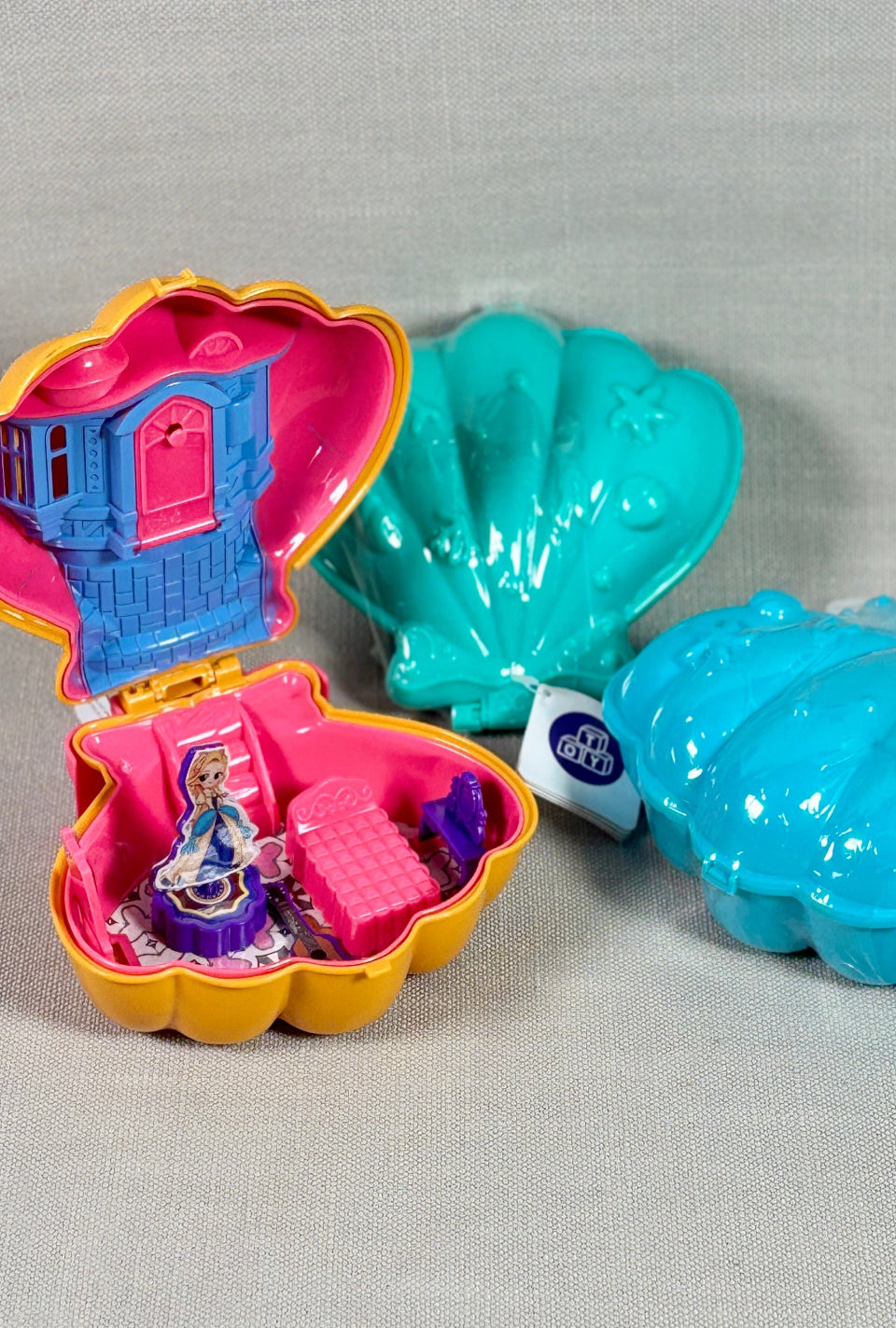 Mini World Pocket Play set.